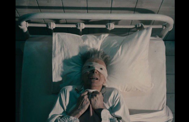 David Bowie estrenó el video de Lazarus, su nuevo sencillo