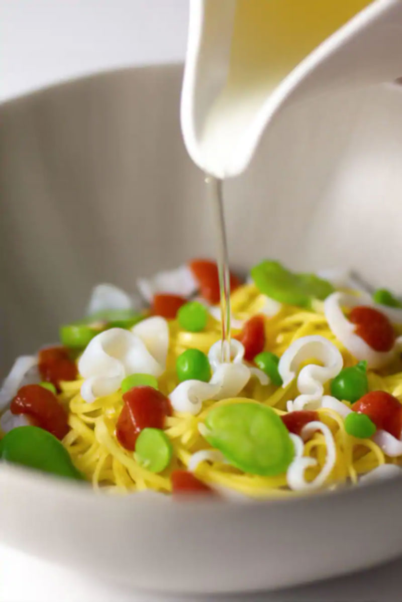 pasta, airbnb