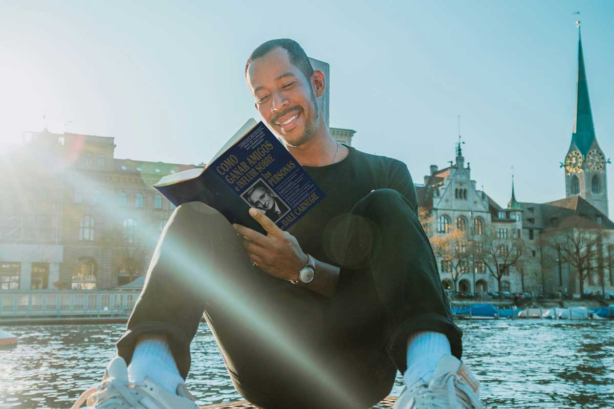 ‘Cómo ganar amigos e influir sobre las personas’: un libro atemporal