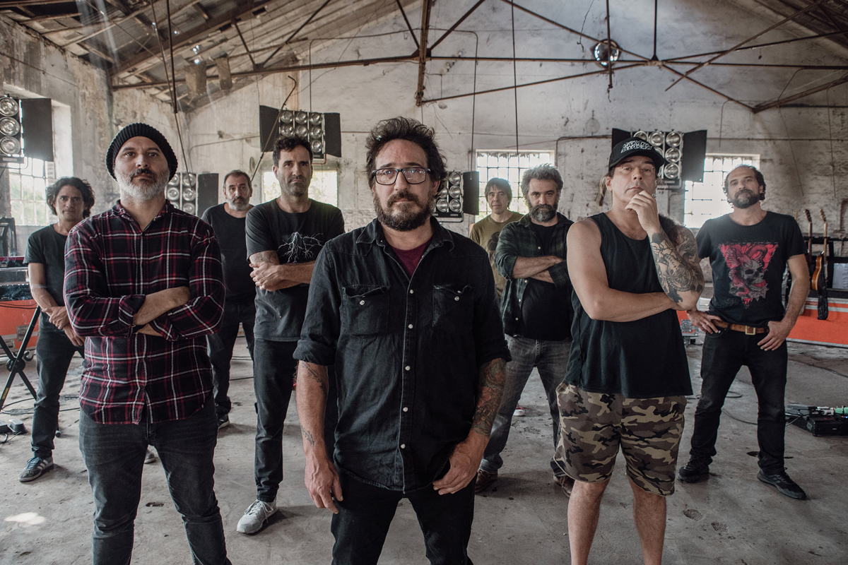 La Vela Puerca estrena su álbum “Vivo a contraluz”