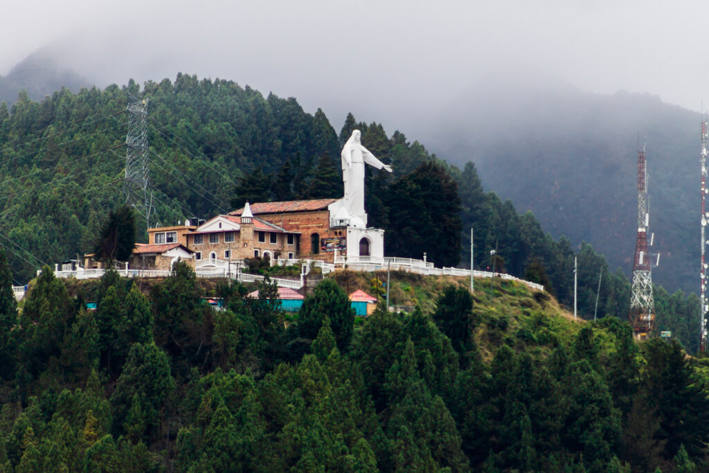 Semana Santa, Bogotá, Iglesias