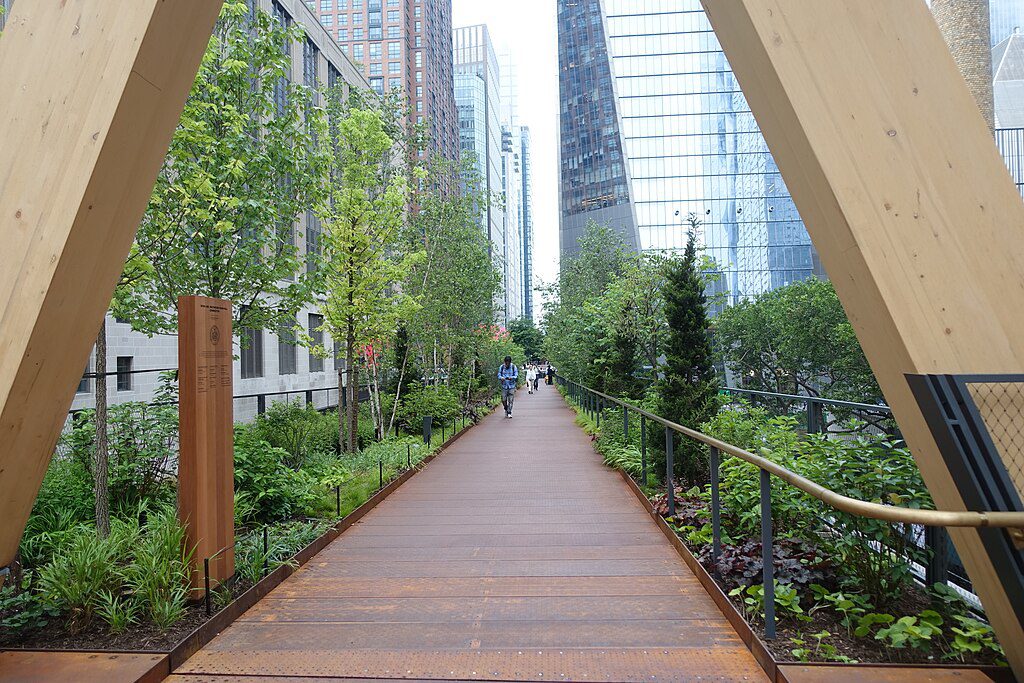 High line td (2023-06-23) 036 - moynihan connector woodland bridge