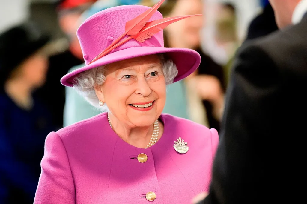 Reina isabel ii: ocho datos curiosos de la monarca del reino unido  