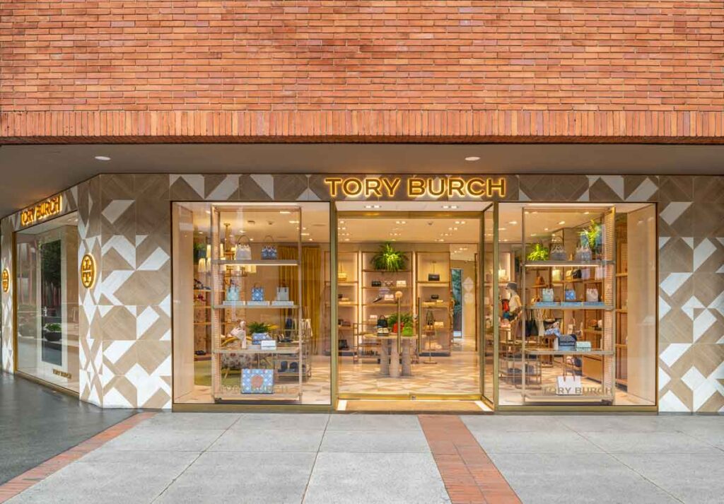 Tory burch en andino: la boutique que redefine la elegancia en bogotá