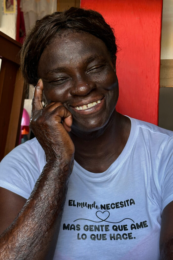 Jesús abad colorado: el hombre que fotografía la memoria