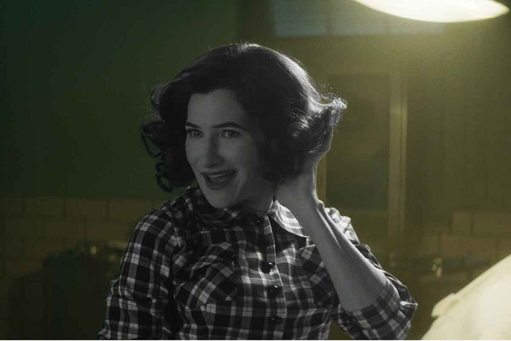 Villanos, drama y misterios: estrenos imperdibles de septiembre en streaming Agatha all along