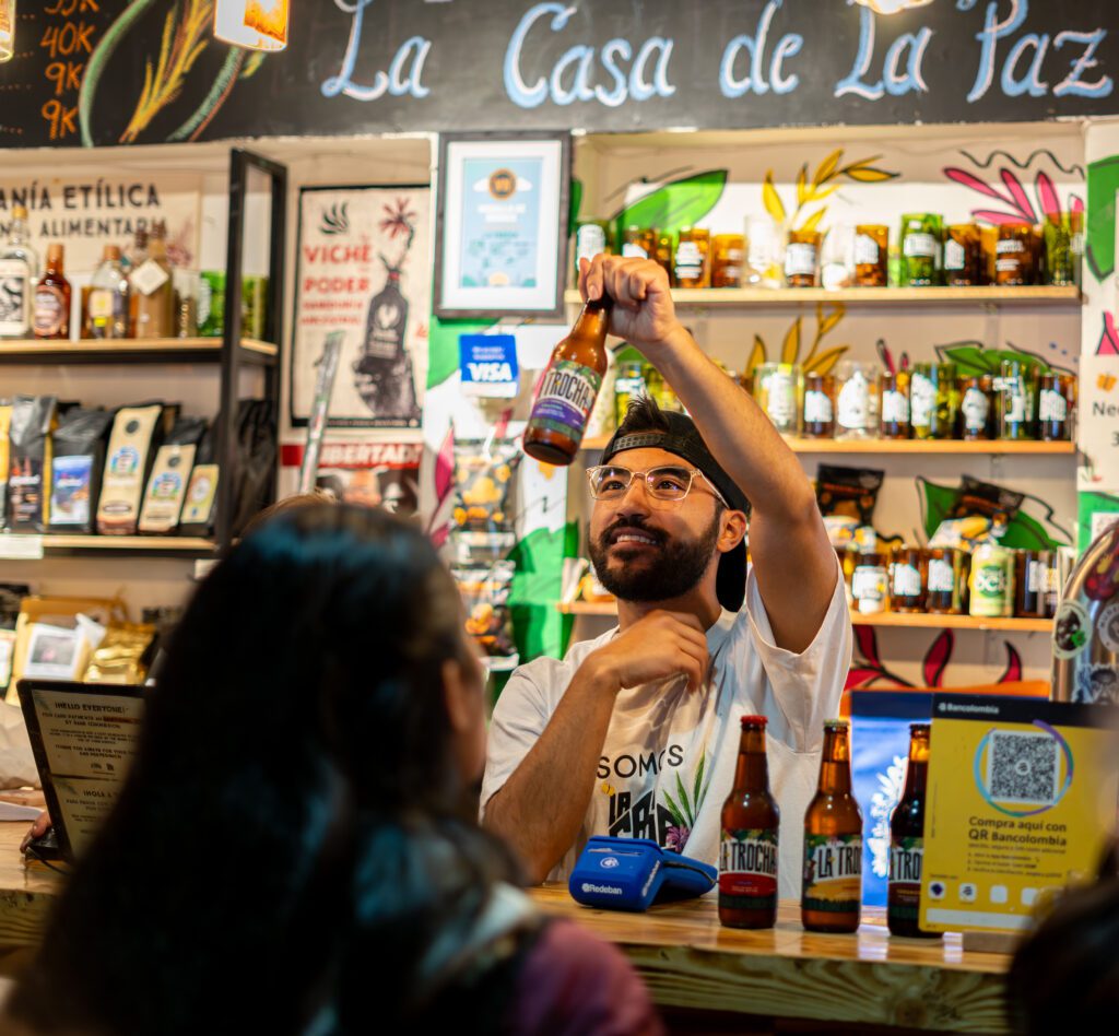 La casa de la paz: un espacio que reúne los emprendimientos de excombatientes y víctimas