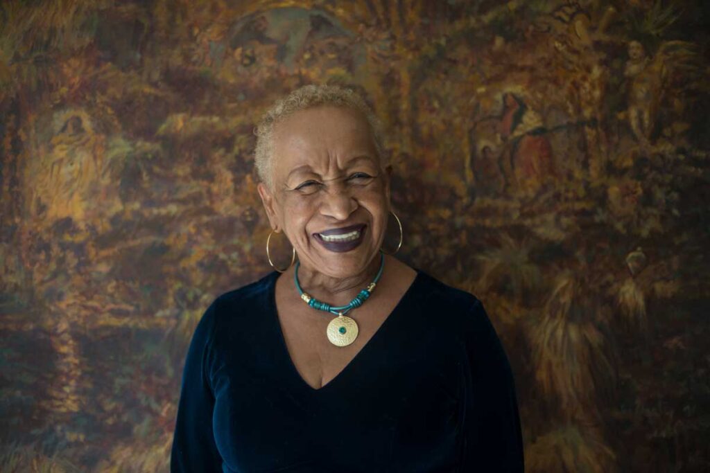 Teresita gómez: “yo tocaba piano para que la gente me quisiera, ahora toco porque quiero a la gente” Teresita gómez en concierto con la filarmónica