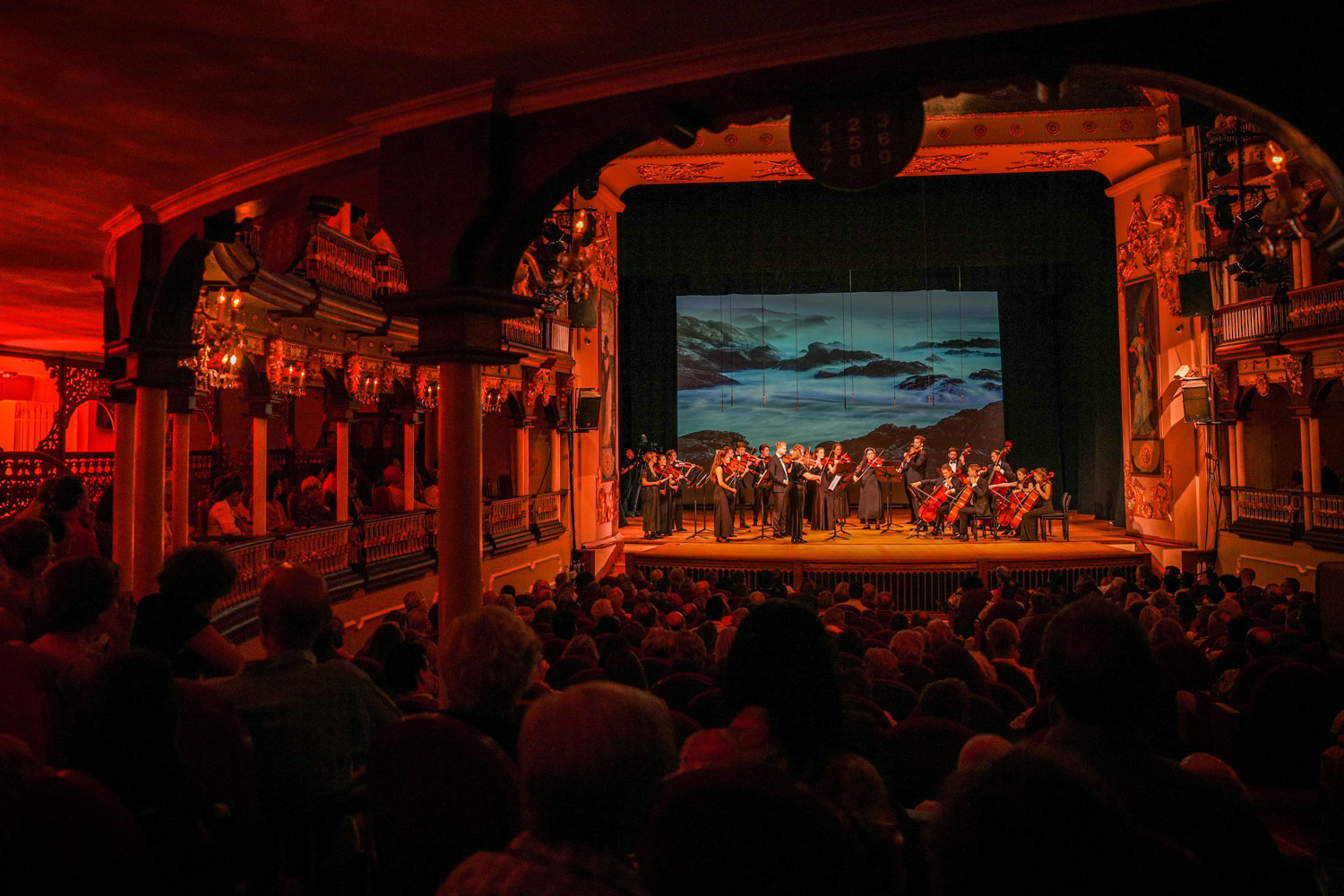 santiago cañon valencia