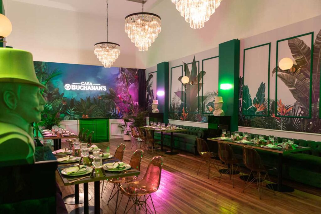 Plan para el fin de semana en bogotá: visitar la casa buchanan’s Casa-buchanans-