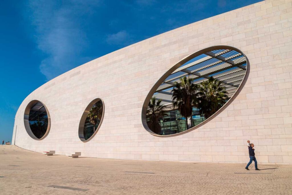 Crónica de seis días por lisboa y sus alrededores Centro de investigación lisboa