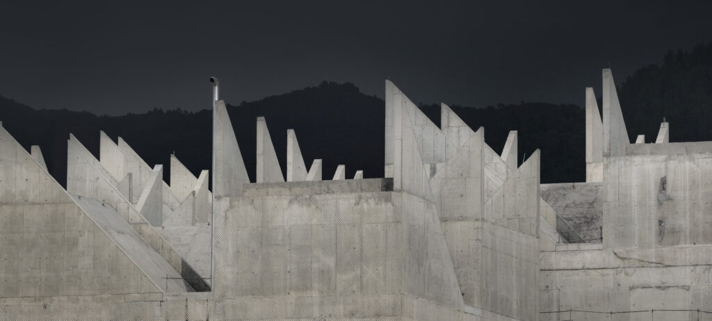 'bogotham', la serie de fotografías de susana carrié que retrata el imaginario sobre bogotá