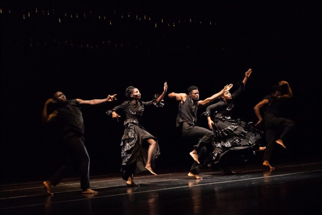 Bienal internacional de danza de cali