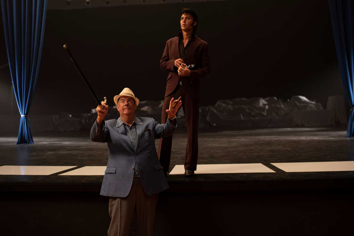 Austin Butler Tom Hanks Elvis