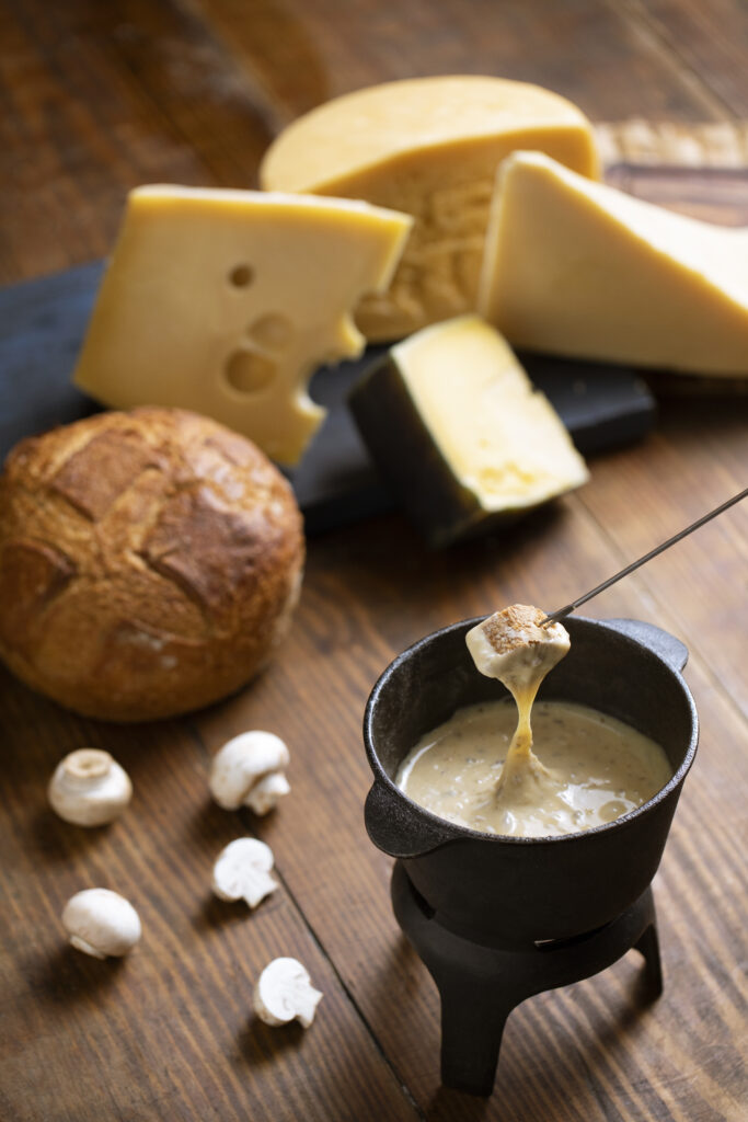 Cava oculta, un lugar ideal para comer quesos en el centro de usaquén