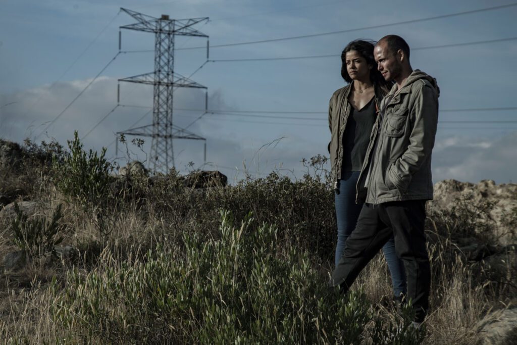 Los fierros: una película de bandidos, cine negro y una reflexión sobre la familia Los fierros