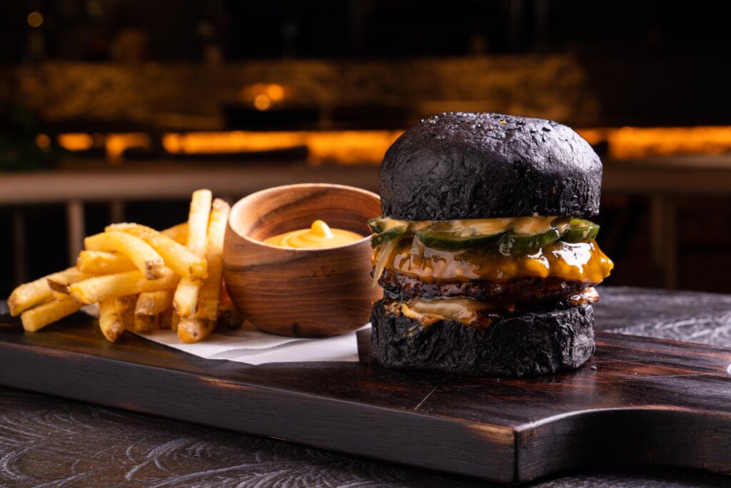 Dondoh, un restaurante al calor de las brasas Black burguer
