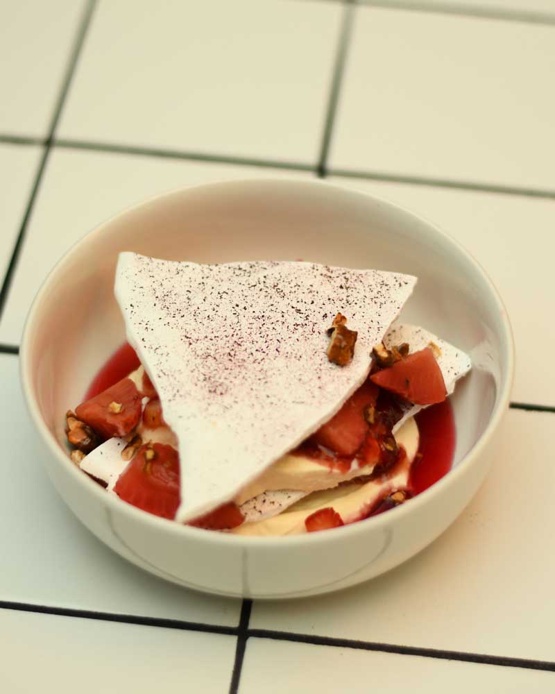 jardín tragos y pasteles