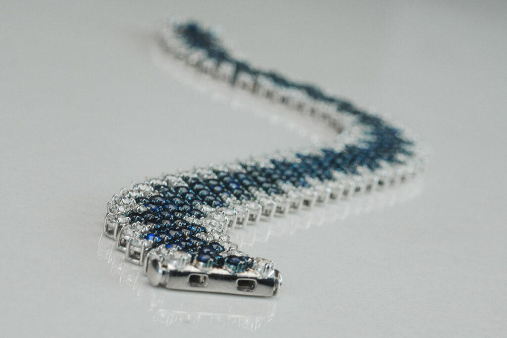 Zafiro joyería liévano