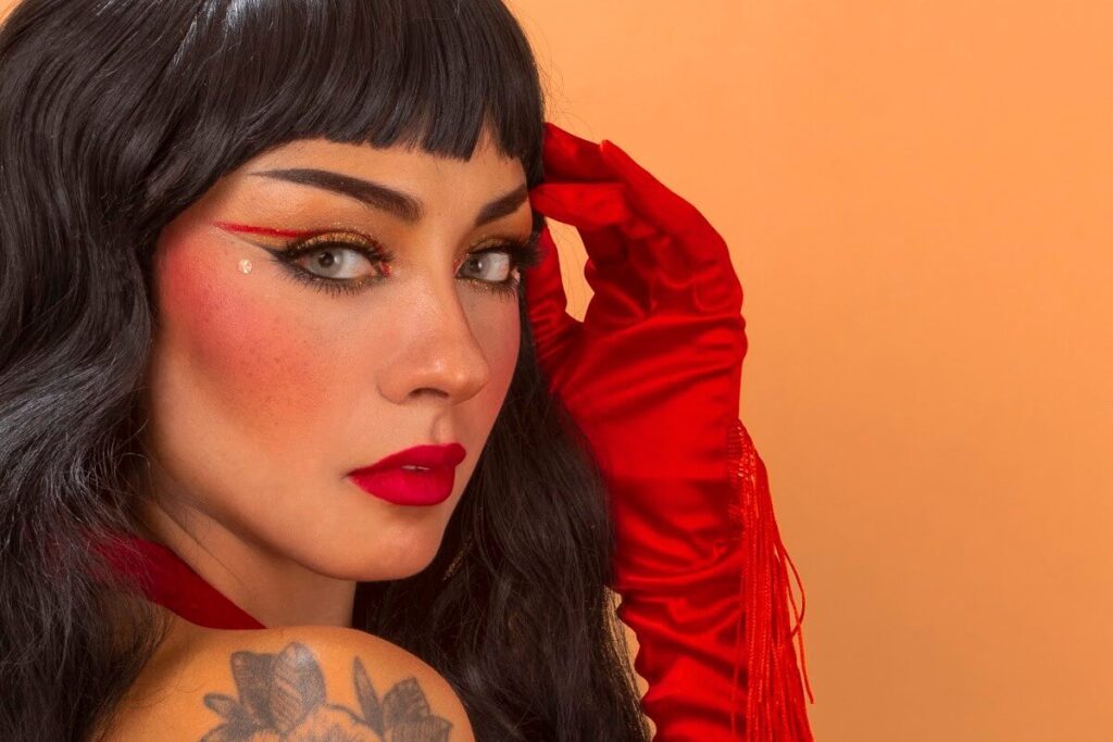 La cantante bogotana la ramona.