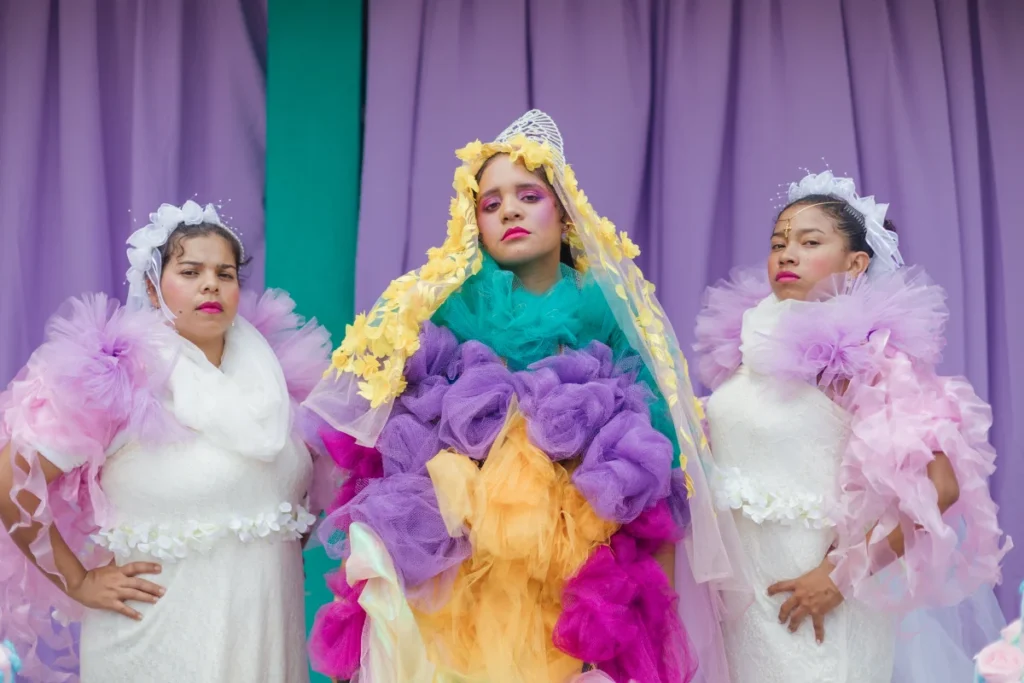 Resistencia y folclor en la voz de la colombiana lido pimienta