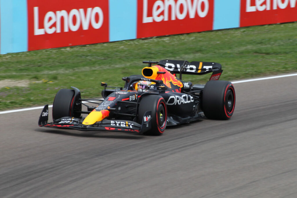 Max verstappen monoplaza 2022. Cc