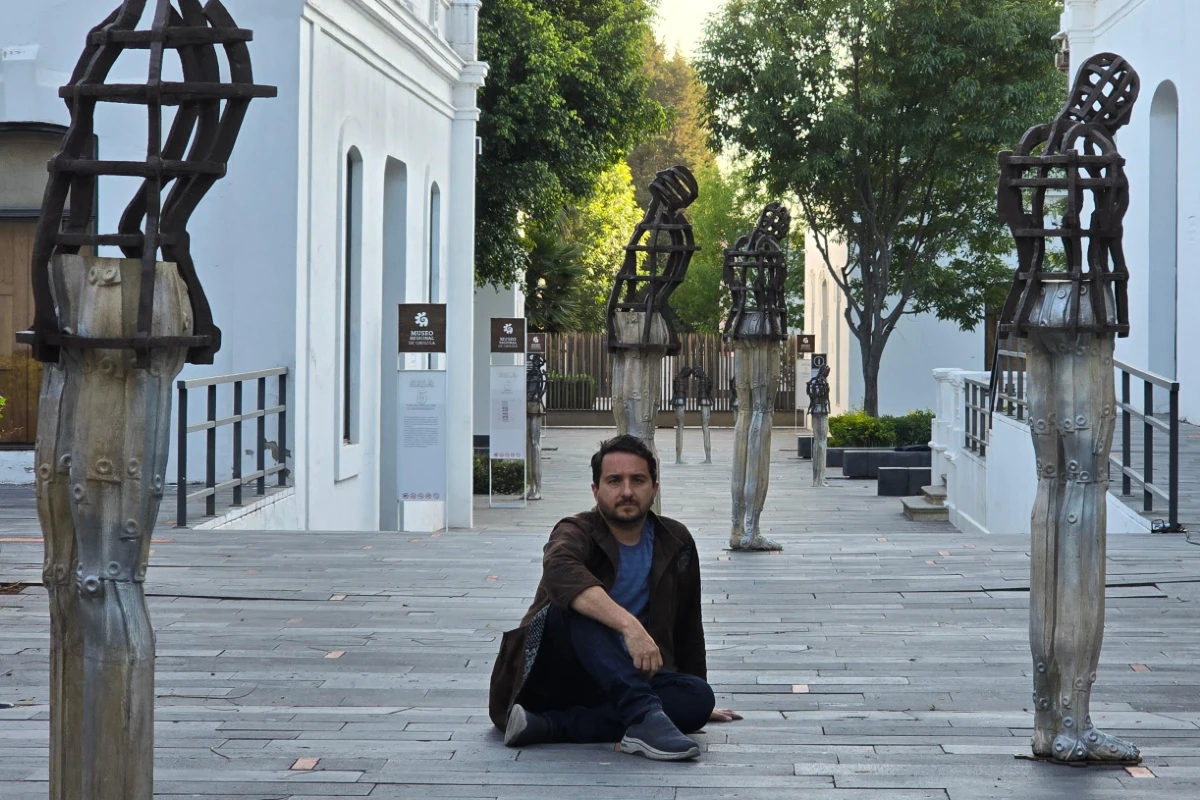 “Colombia no puede disfrutar de la belleza”: Joaquín Restrepo reflexiona sobre su obra Summa Omnium y sus veinte años de carrera artística