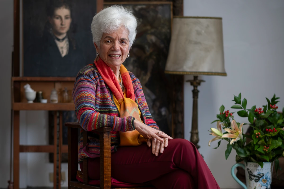 Cecilia Álvarez-White: la detective del arte que radiografía cuadros para revelar sus secretos