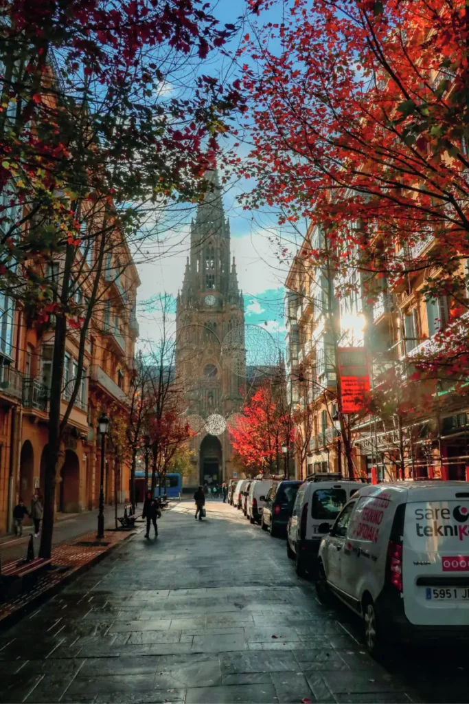 Mujeres viajeras: cuatro lugares para recorrer el mundo con libertad y confianza