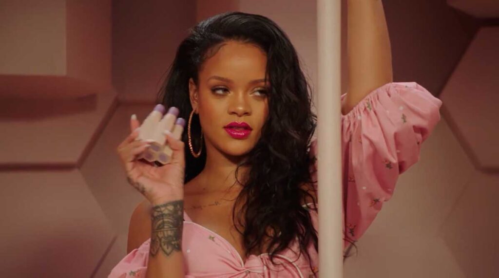 Dos segundos en el super bowl bastaron para que la marca de maquillaje de rihanna revolucionara la industria Fenty beauty