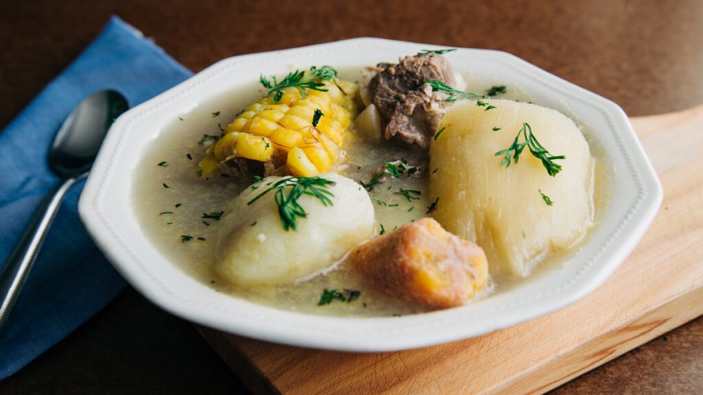 Más de 30 chefs colombianos llevaron los sabores típicos del país a españa Sancocho / comidas tradicionales colombianas