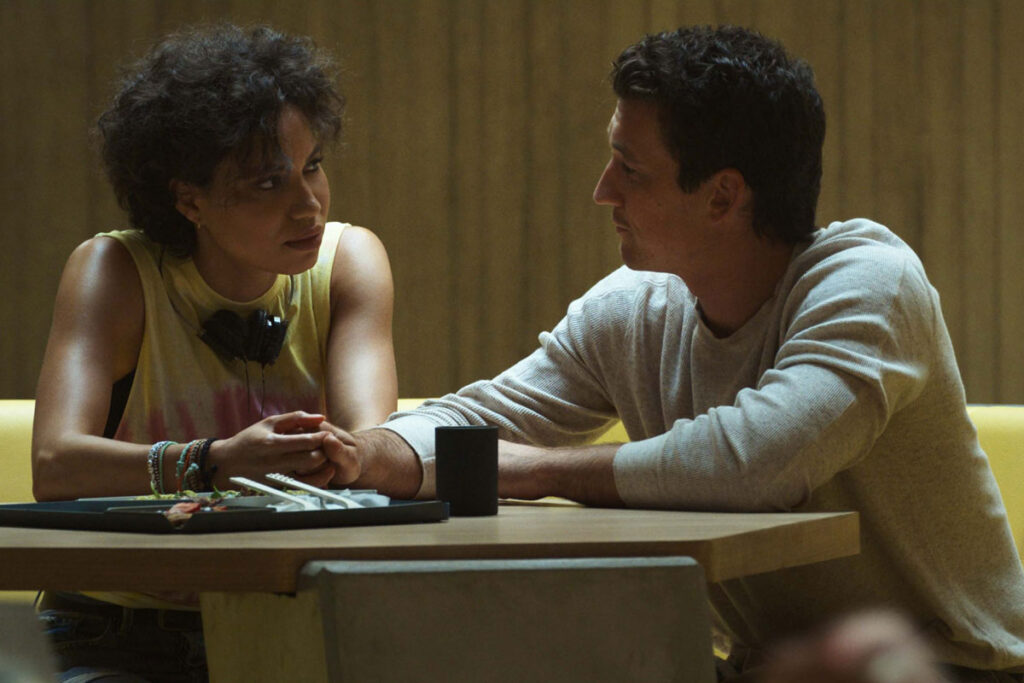 “debemos tener cuidado con la idea de que la tecnología es una forma de mejorarnos”: director de spiderhead Headstoper