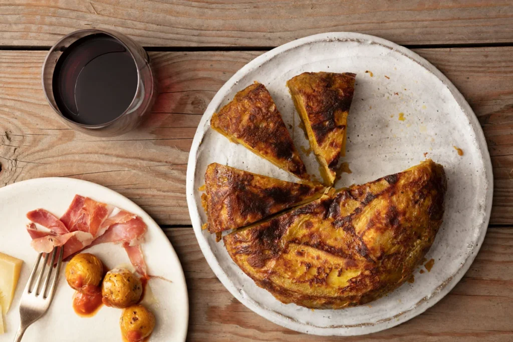 Pruebe en casa esta receta de tortilla española con arracacha