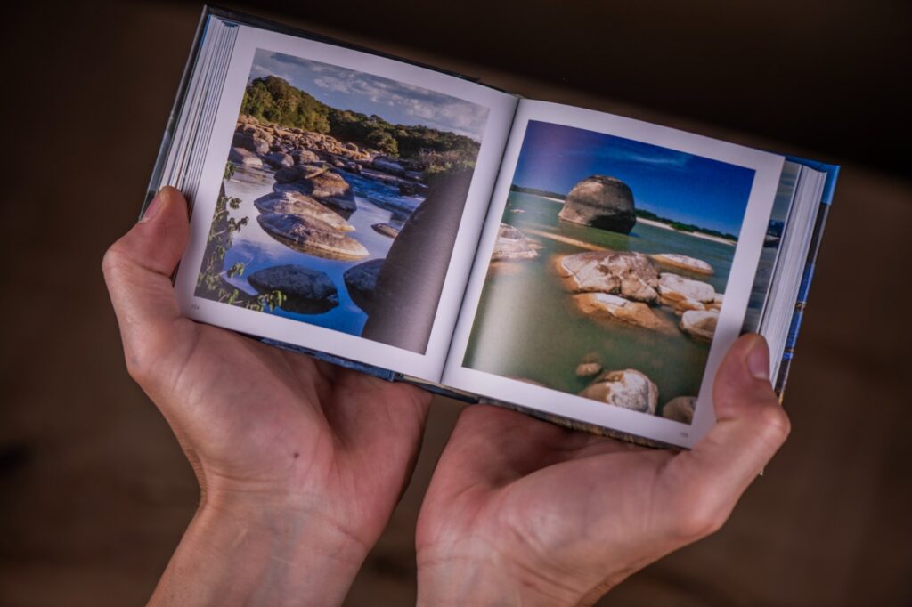 Villegas editores celebra 50 años con el lanzamiento de 'colombia en sus manos'