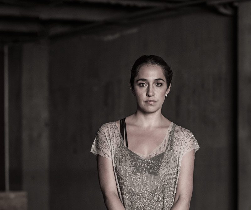 Hijas del agua: una exposición de ruven afanador y ana gonzález