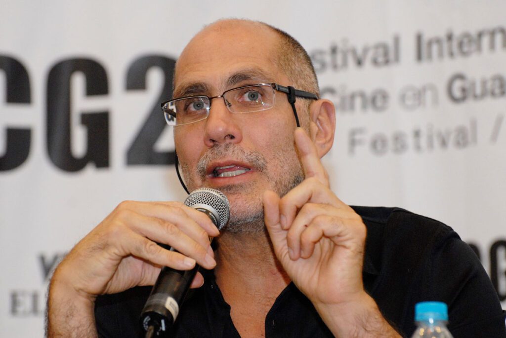 "una novela que no incomoda no es el tipo de novela que quiero leer", guillermo arriaga Guillermo arriaga