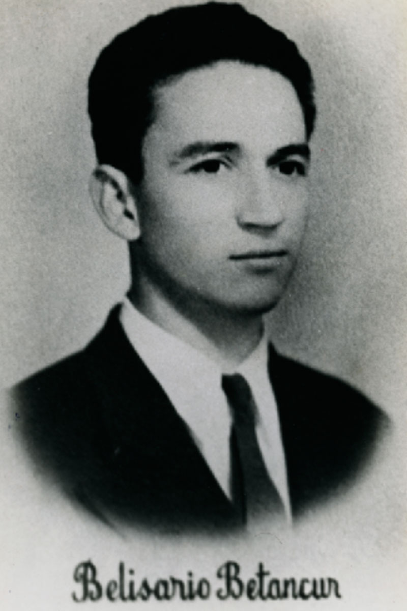 Belisario betancur, el hijo de un arriero que logró ser presidente de la república