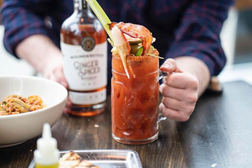 ¿por qué el bloody mary es considerado el elixir de la vida?