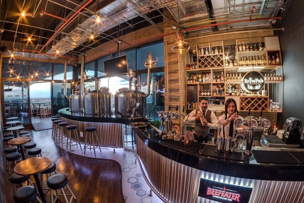 Brewpub, una cervecería a 42 metros de altura para disfrutar de la vista capitalina Brewpub