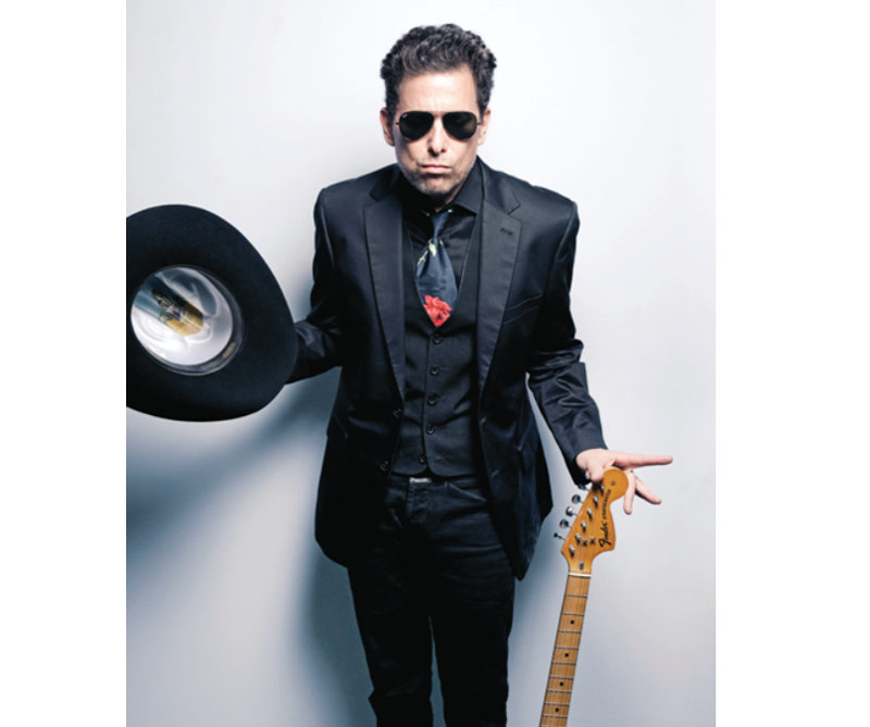 "vivimos en un apocalipsis de desigualdad y hambre", andrés calamaro