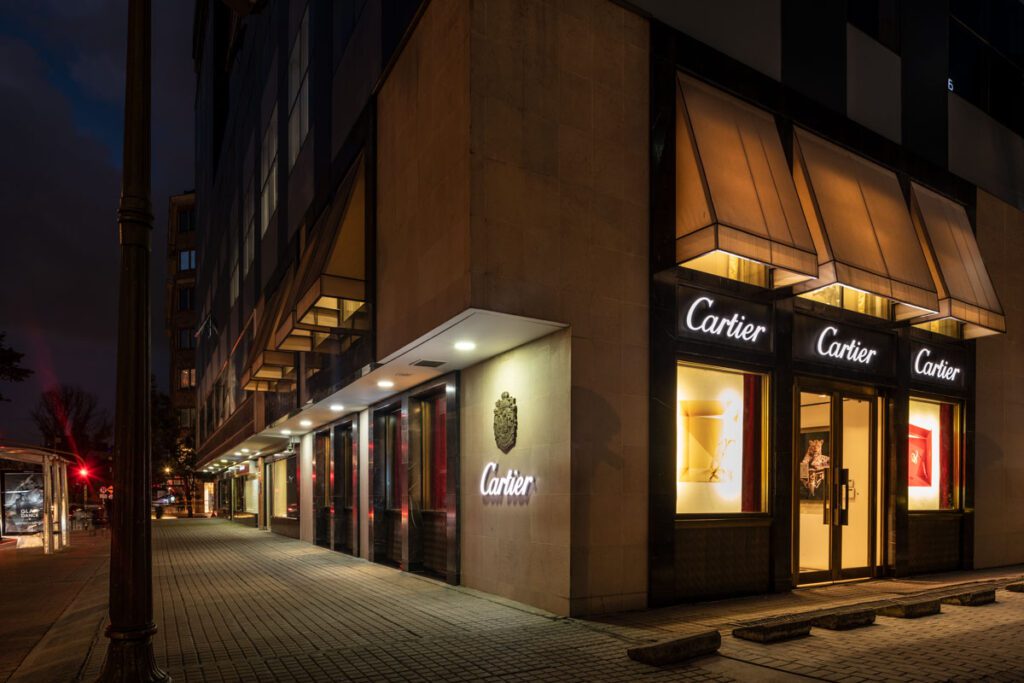 Conozca la lujosa sede de cartier en bogotá, una boutique a la altura de la marca
