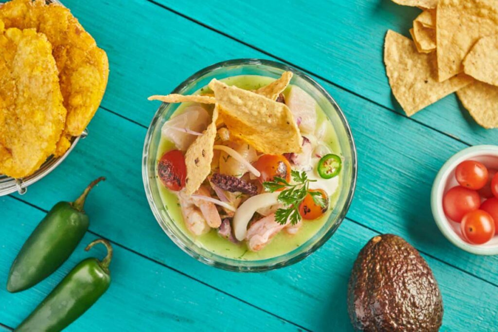 La ruta del cebiche peruano por bogotá Cebiche peruano
