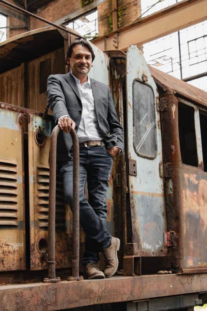 “los colombianos debemos convertir la amabilidad en hechos”