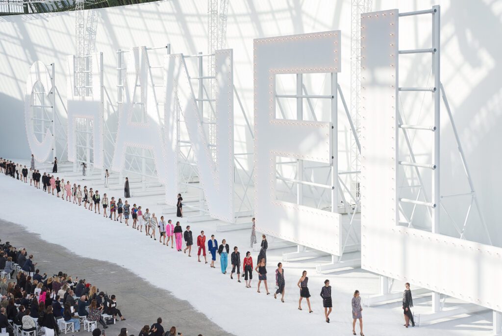Hollywood: la inspiración de chanel en su regreso a las pasarelas Chanel parís