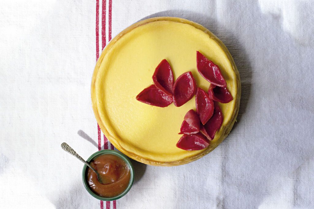 Aprenda a preparar este cheesecake de chocolate blanco Cheesecake de chocolate blanco
