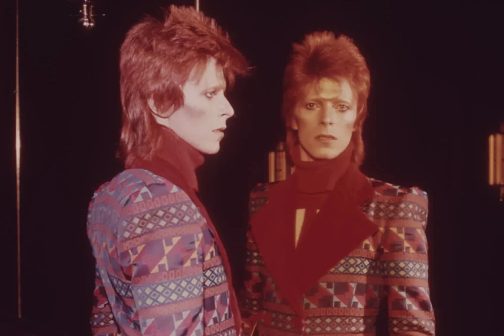 David bowie vuelve a la vida en la película ‘moonage daydream’
