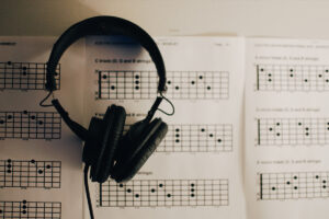 7 cursos virtuales gratis de música para aficionados y profesionales