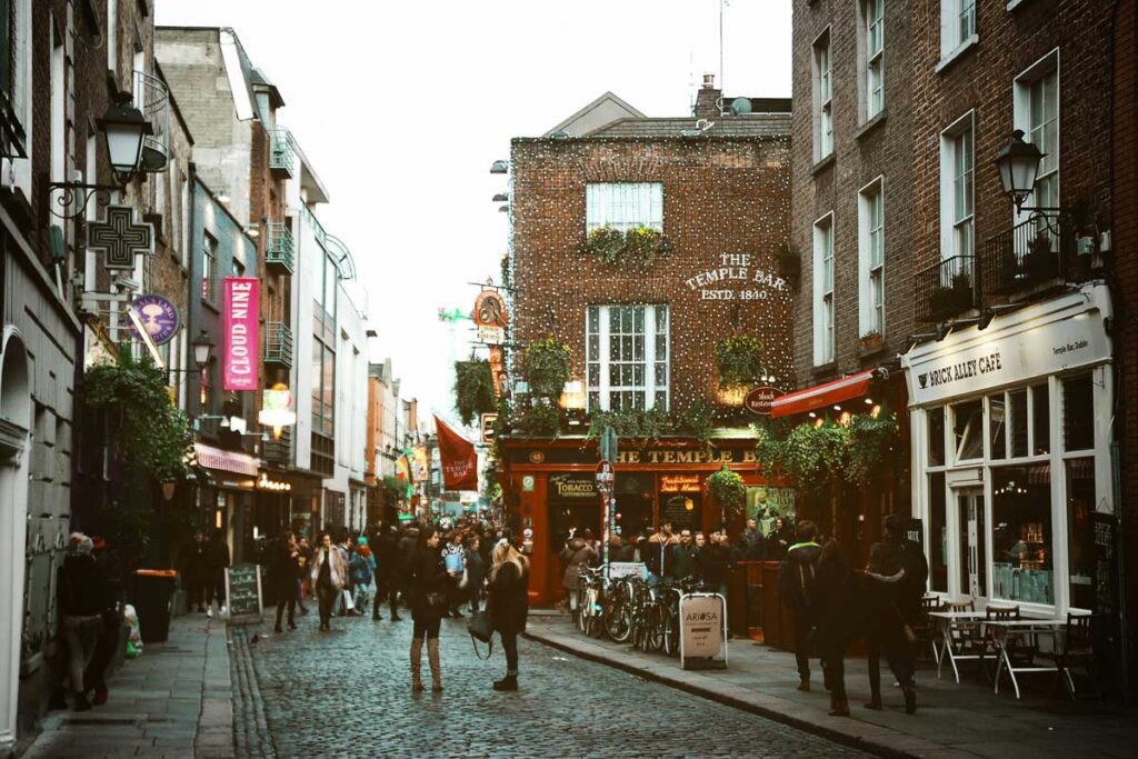 Irlanda ofrece trabajo a personas que hablen español Irlanda