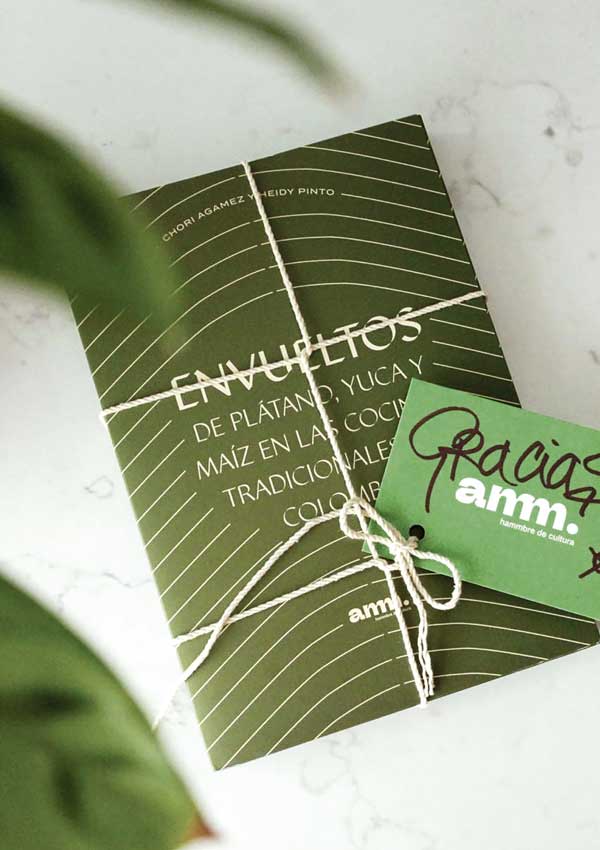 Envueltos colombianos ganan premio mundial de cocina Envueltos de plátano, yuca y maíz en las cocinas tradicionales de colombia