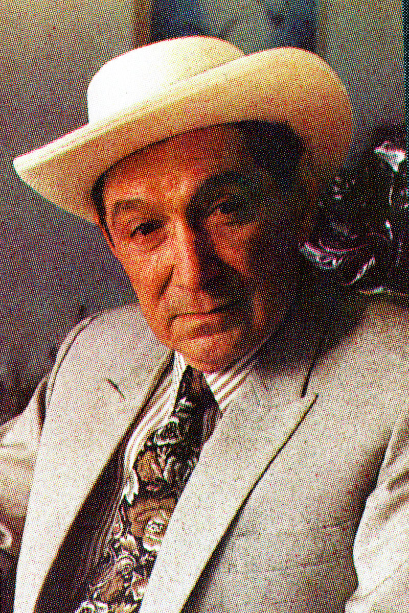 "levanto una oración de paz por toda mi colombia", rafael escalona